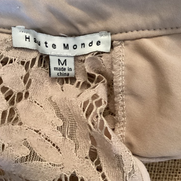Haute Monde Tan Lace Sleeveless Top Blouse Navy Embroidery Size Medium - Picture 7 of 8